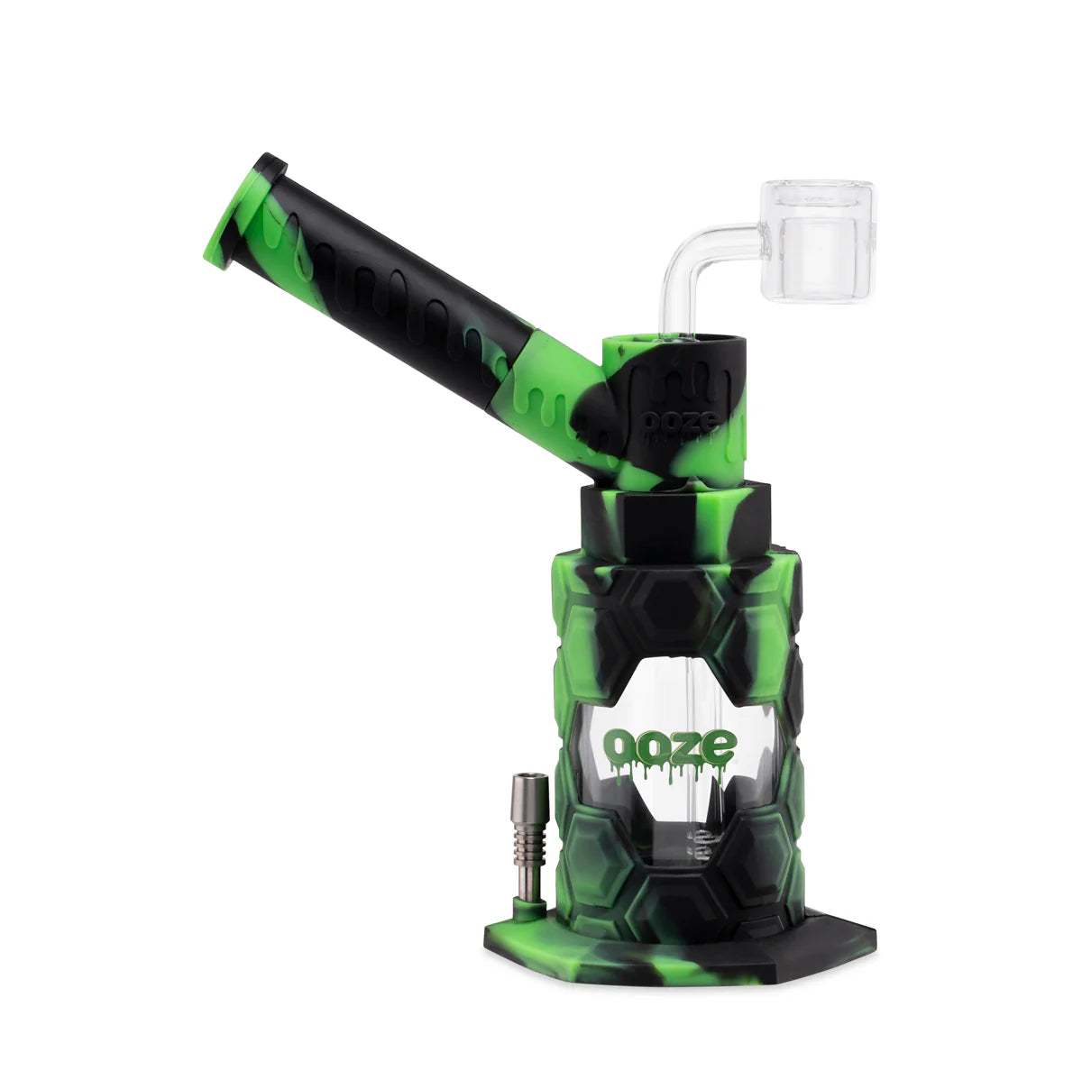 side view of the 4 in 1 Ooze Mojo water pipe in the Ooze's green and black Chameleon. A durable design with a quartz banger, dry herb bowl and nectar collector tip for convenience with any product.