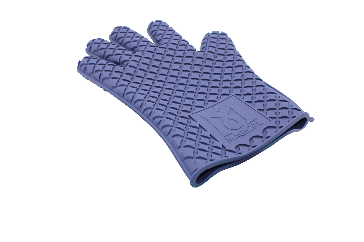 made of a heat resistant silicone for handeling molds for creating infused butter.