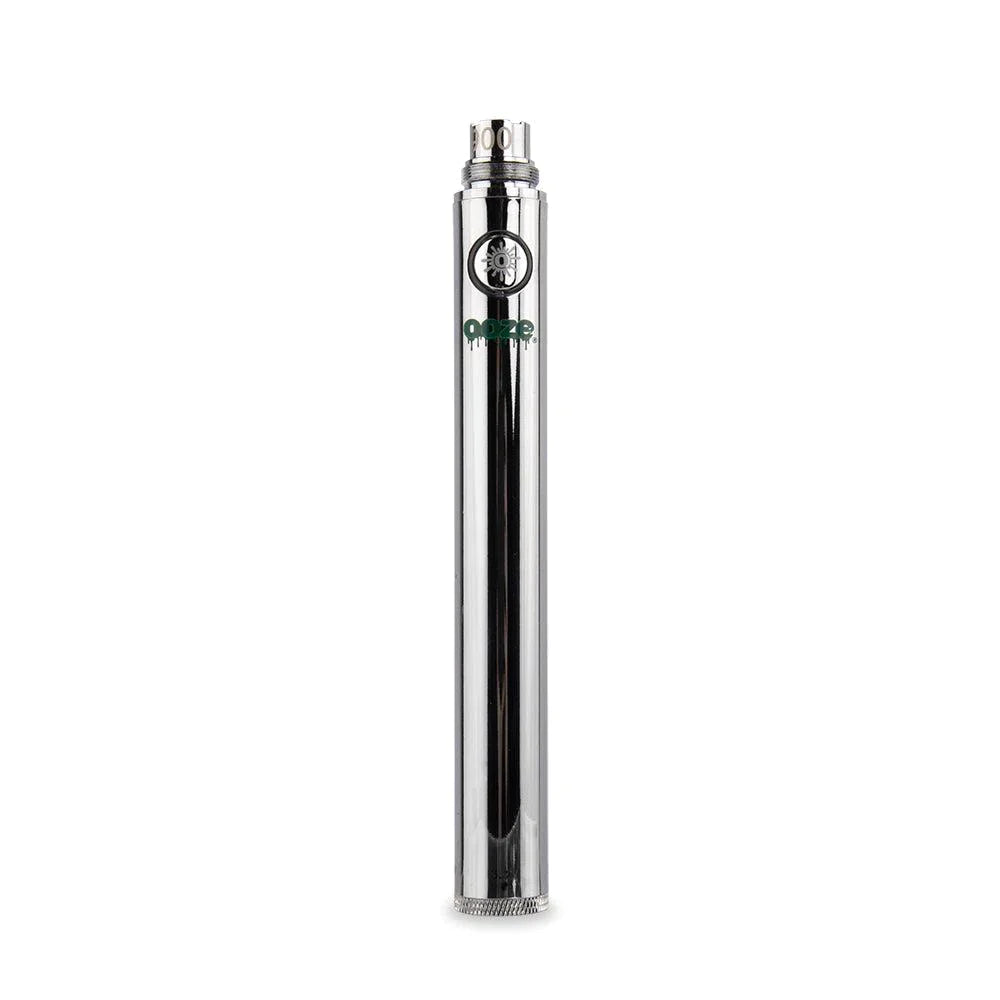 front view of a single Ooze Twist 900mAh vape battery in metalic chrome. Boasting an upgraded 900mAh capacity cell, this discreet and highly portable 510-thread vape pen delivers extended vaping sessions without the need for constant recharging.