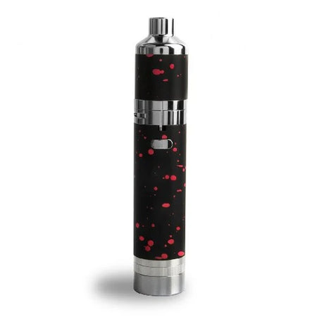 front view of the Yocan Evolve Plus XL in a black red splatter. A wax vaporizer with quad quartz coil technology for large clouds and pure flavor.