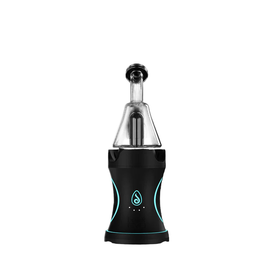 Front view of the Dr. Dabber Boost Evo in black. This premium smart e-rig uses a patented temperature control sensor to provide a consistent, perfectly calibrated dabbing experience every time.