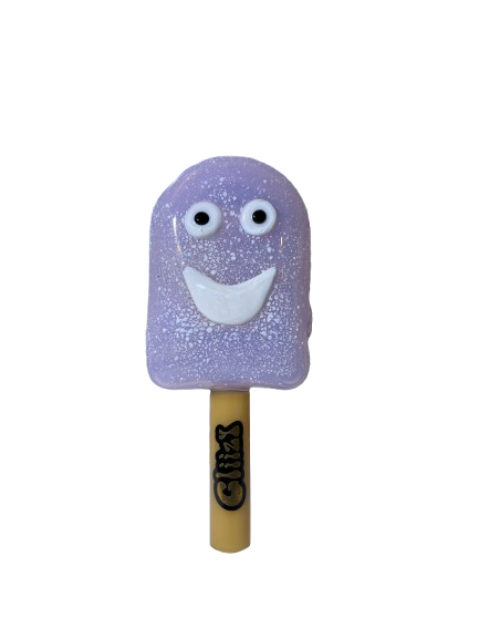 Front angled view of the 4.5-inch Glizzy Ceramic Taste Bud Ice Cream Pipe in a pastel pink glaze. Shaped exactly like a soft-serve ice cream cone, this novelty hand pipe acts as a physical barrier against thermal transfer to keep the external chassis cool to the touch.