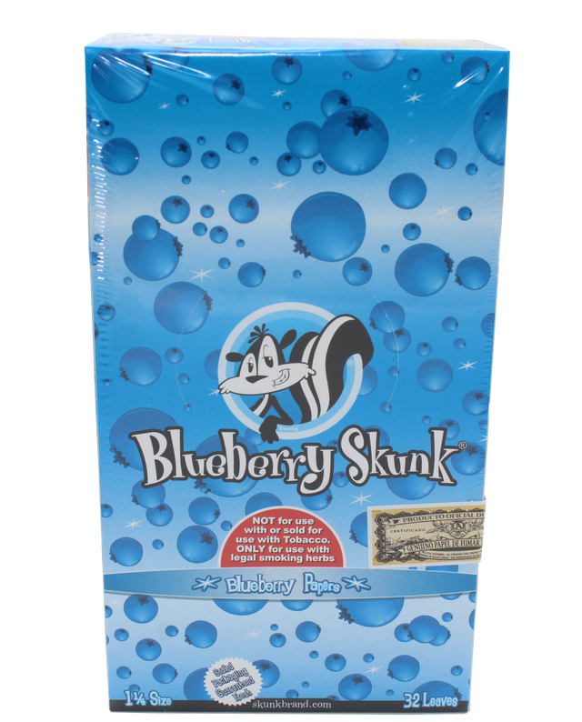 front view of the skunk brand blueberry flavored papers, made from unbleached hemp fibers from Spain for a smooth and refreshing smoking experience.