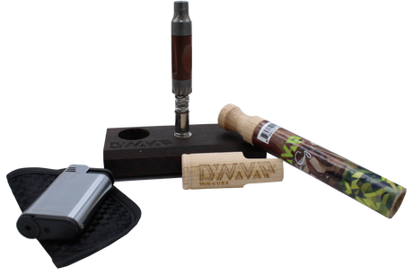 product view of the Dynavape Vong. A special version with fully inerchangable to be disassembled for cleaning or customization. Able to be used for normal dry herb smoking and a vapor rig for glass bongs. made of strong titanium for long lasting experince.