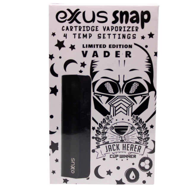 front view of the Exxus Snap VV vaporizer in black. This special edition vaporizer is in the iconic dark black of Vader's clothing.