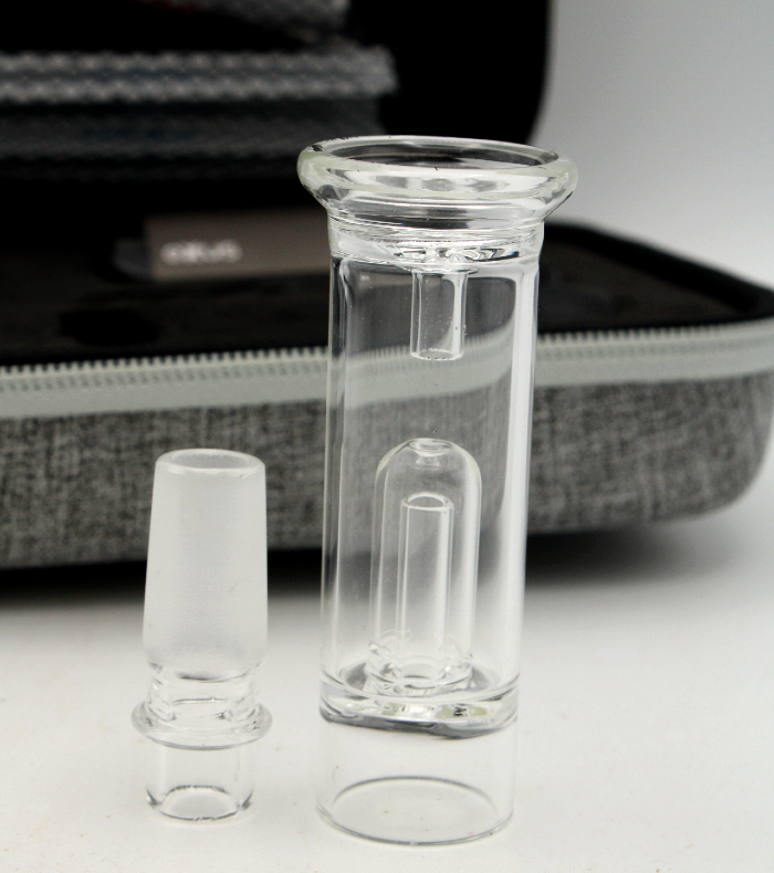 view of the glass attachments contained in the Exxus VRS 3 in 1 vaporizer kit.