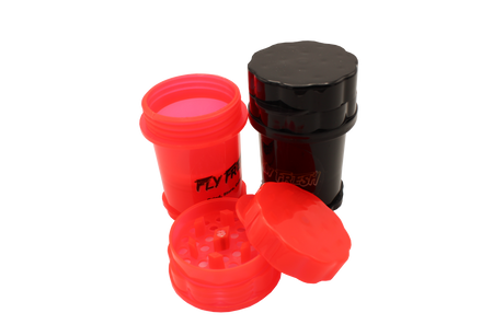 top view of the Fly fresh grinder with kief catch. A simple herb grinder with removable herb catcher for clean packing.