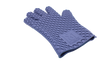 made of a heat resistant silicone for handeling molds for creating infused butter.