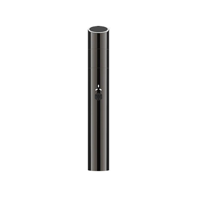 front view of the Stone smith's Slash in black. A premium concentrate pen that is built with a novel airflow system for enthusiasts.