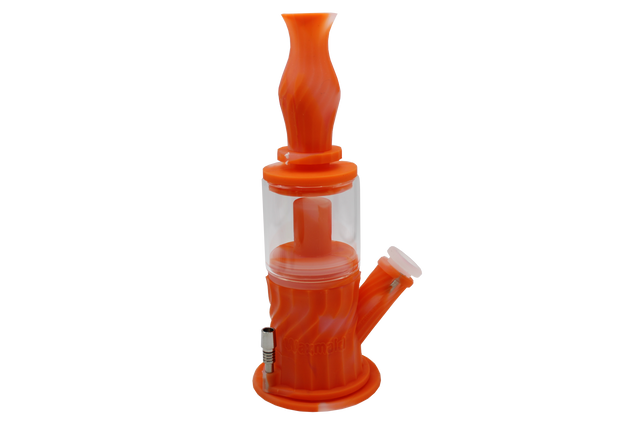 side view of the Waxmaid Percolator. A water pipe with versatility letting you have a dry herb bong, concentrate rig and nectar collector all in one.