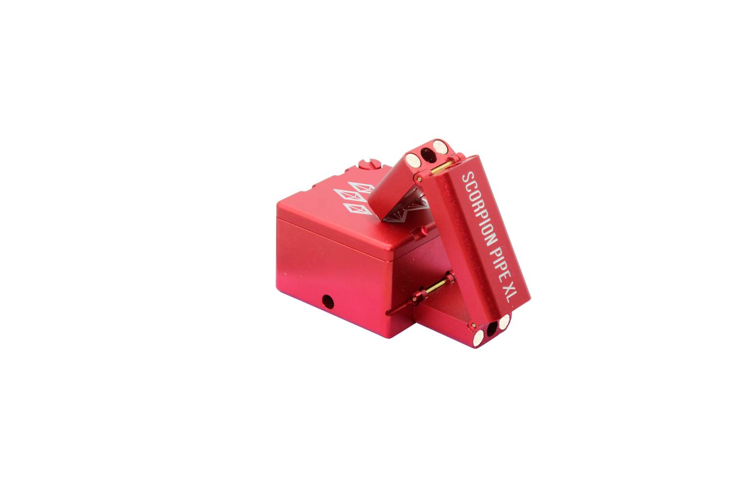front view of the wolf grinders XL folding hand pipe. A grinder made with compact form in mind with durable aluminum and a sturdy red finish.