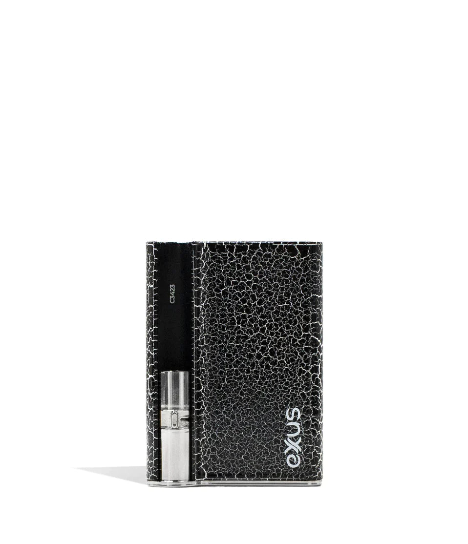 Front view of the Exxus Palm Pro cartridge vaporizer by CCELL in black and white crackle. This ultra-compact, ergonomic 510-thread battery is engineered to fit perfectly in the palm of your hand for a highly discreet and comfortable oil vaping experience.