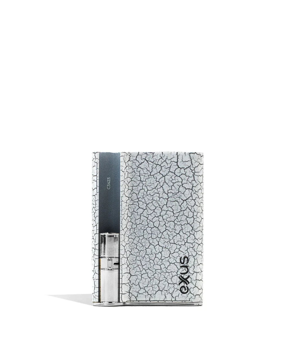 Front view of the Exxus Palm Pro cartridge vaporizer by CCELL in white and black crackle. This ultra-compact, ergonomic 510-thread battery is engineered to fit perfectly in the palm of your hand for a highly discreet and comfortable oil vaping experience.