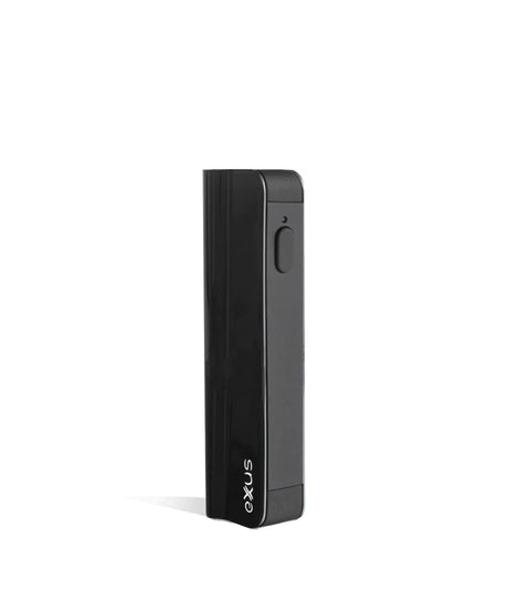 Front view of the Exxus Snap VV 650mAh cartridge vaporizer in sleek black. This compact, stealthy 510-thread battery features a recessed chamber designed to perfectly conceal and protect your favorite oil cartridges on the go.