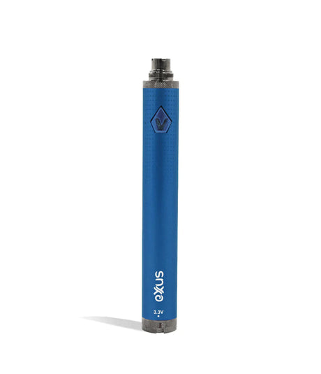 Front close-up view of a single Exxus Vape 1600mAh battery in sleek blue. Powered by a robust 1600mAh capacity cell, this durable and highly reliable 510-thread pen battery ensures extended vaping sessions without the need for constant recharging.