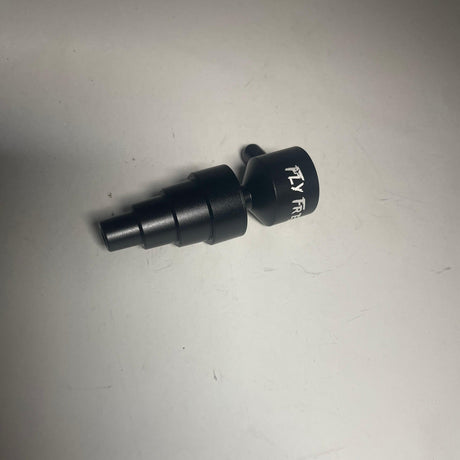 Front view of the Fly Fresh Reversibowl Switch in. This 4-in-1 modular aluminum slide is engineered to fit 14mm and 19mm male or female joints to resolve hardware compatibility issues with water pipes.
