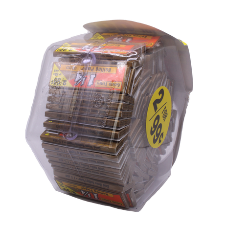 Front view of a single Good Times 1 1/4 rolling papers booklet in red and white. Designed in the standard 78mm format, they easily accommodate enough ground material for a regular, personal-sized session.