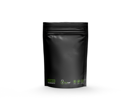 Front view of the Grove Bags TerpLoc 1/4 oz pouch in matte black with a clear viewing window. This quarter-ounce storage bag utilizes patented TerpLoc technology to maintain optimal humidity and preserve the weight, flavor, and potency of your dry herbs.