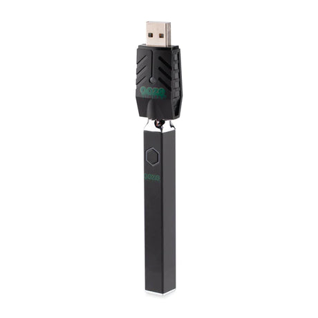Front view of the Ooze Quad 510 battery in sleek black. This unique vaporizer features an innovative square design that prevents the device from rolling off flat surfaces and cracking attached glass cartridges.