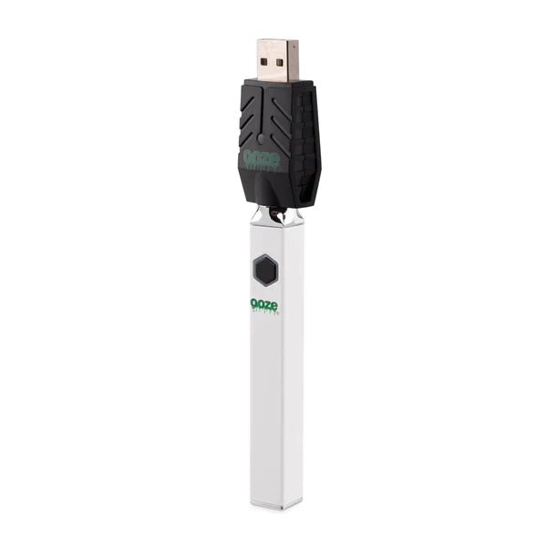 Front view of the Ooze Quad 510 battery in white. This unique vaporizer features an innovative square design that prevents the device from rolling off flat surfaces and cracking attached glass cartridges.