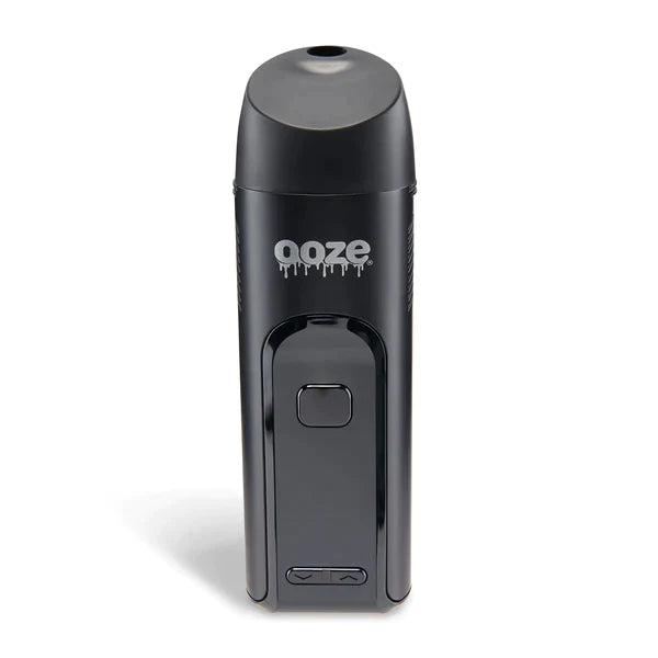 Front view of the Ooze Verge 2500mAh dry herb vaporizer in sleek panther black. This premium, travel-friendly flower vaporizer features a powerful battery and an advanced triple heating system for highly efficient, even extraction.