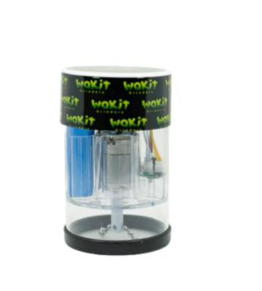 Front view of the Wakit Grinders KLR Series electric grinder. This revolutionary rechargeable grinder uses a patented ball-and-chain mechanism to effortlessly prep your dry herbs in seconds.