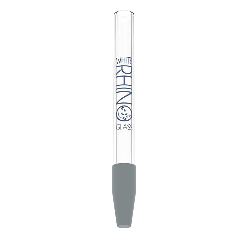 Angled profile view of the White Rhino dab straw in clear glass with its protective silicone cap removed to reveal the heating tip. Crafted from high-quality quartz glass, this durable dab straw ensures rapid heating and perfectly preserves the pure terpenes of your waxy concentrates.